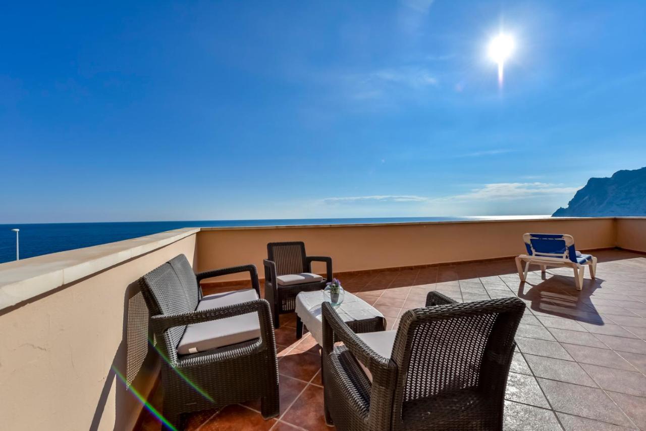 Villas Guzman - Apartamento Tramontana Калпе Екстериор снимка